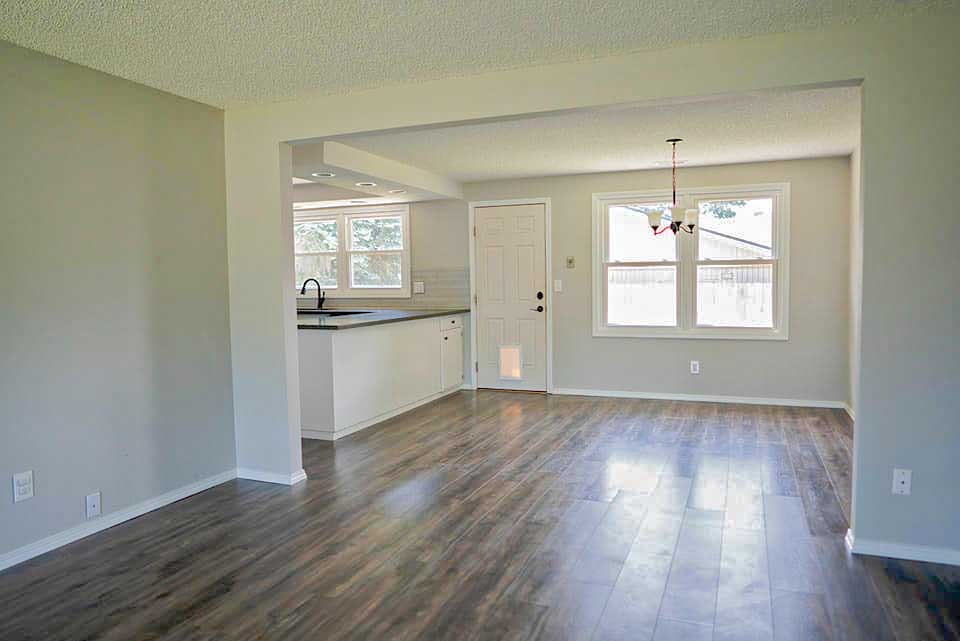 Residential Laminate Flooring Handyman in Vancouver WA